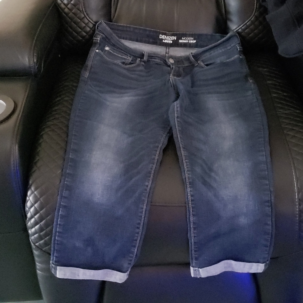 Jeans - Picture 2 of 4